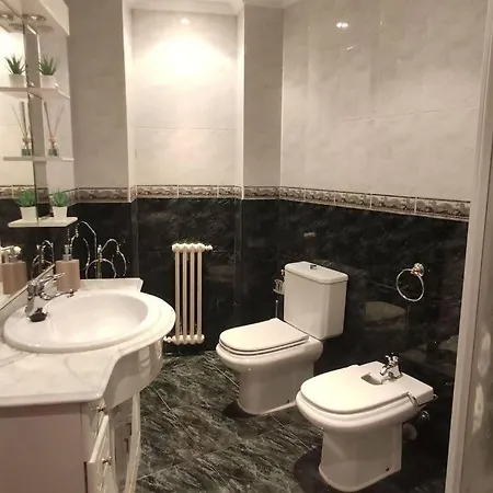 Precioso A 2 Minutos Del Centro Lejlighed